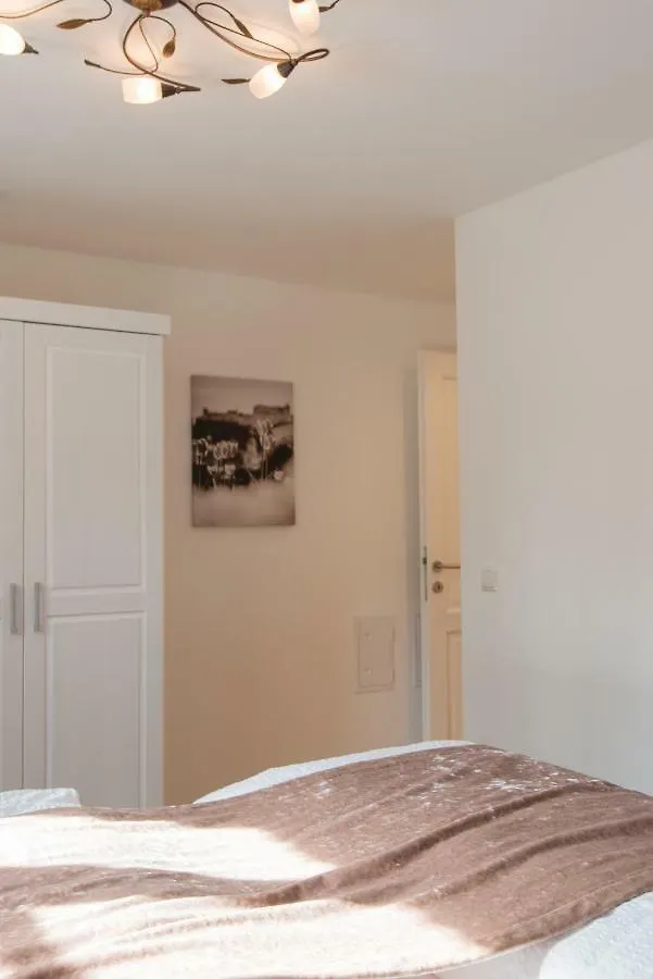 Apartment Villa Leopoldskron Salzburg 0*,